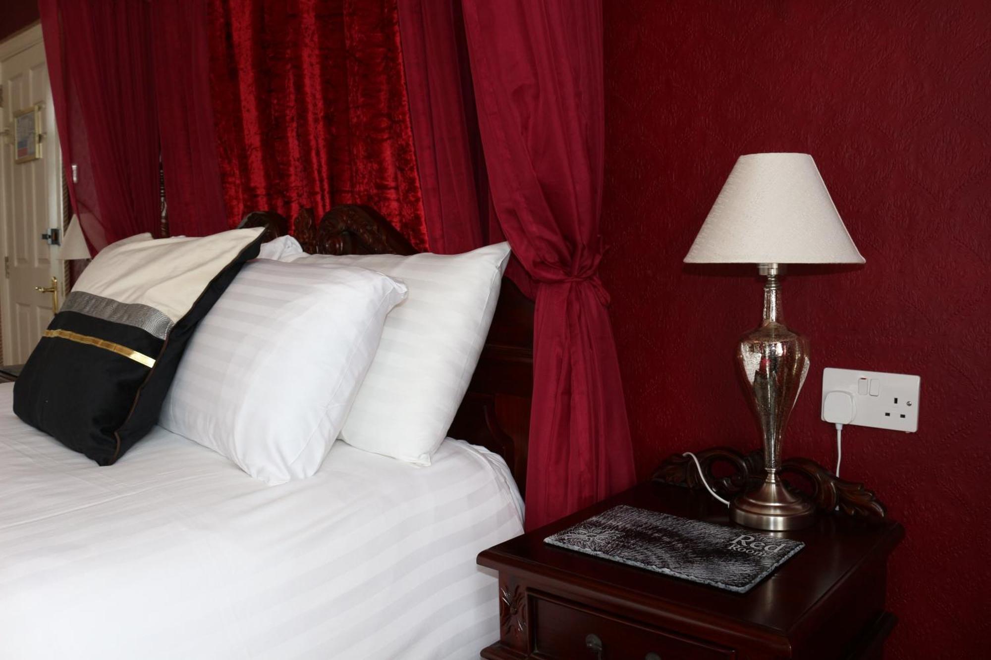 The Belgrave Hotel Tenby Exterior photo